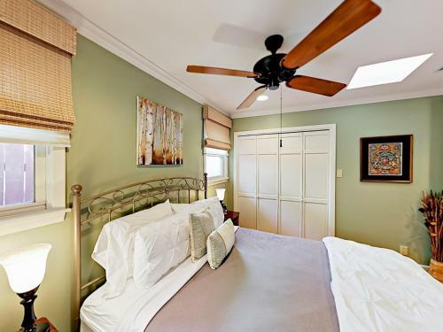 1212 Baylor Street Home