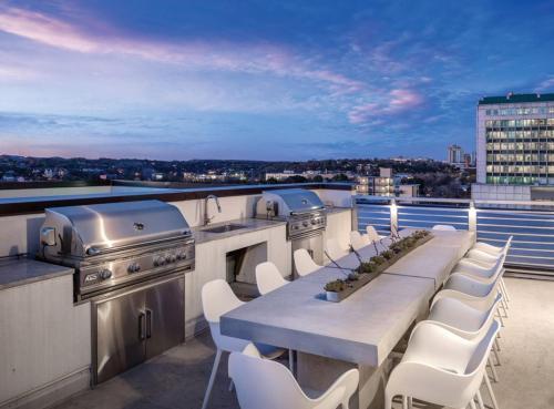 Apartamentos Luxury Downtown Rooftop Pool Dlx Studio