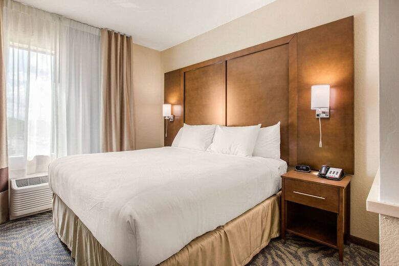 Hotel Comfort Suites - South Austin