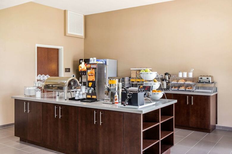 Hotel Comfort Suites - South Austin