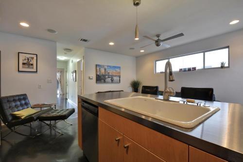 Apartamento Zilker Duplex - Unit A