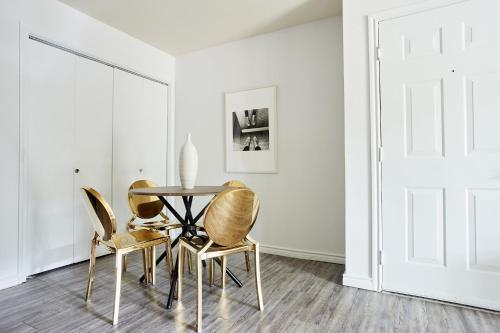 The Domain Premier Suites By Sonder