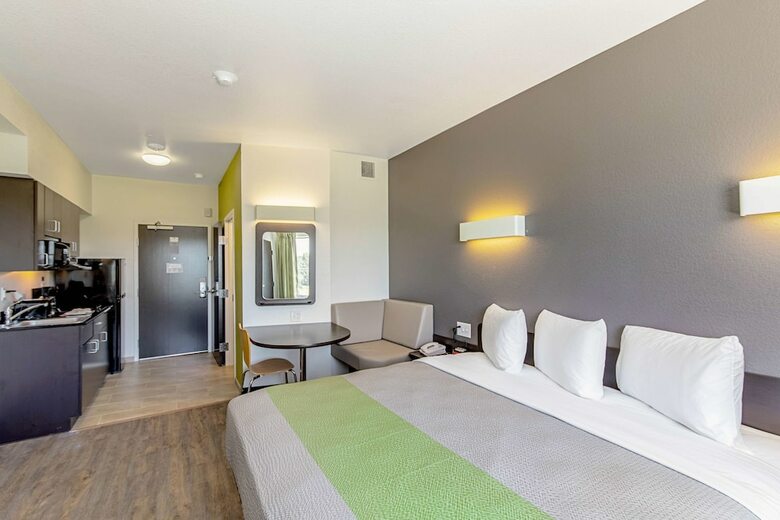 Hotel Studio 6 Austin Airport