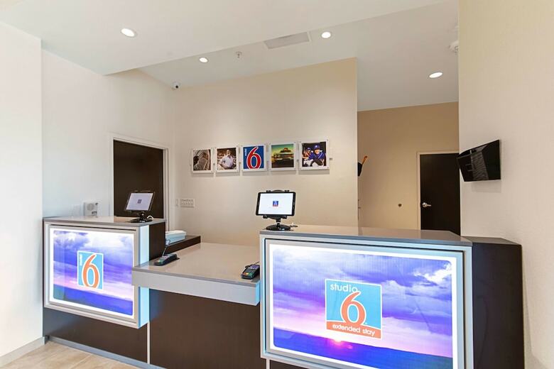 Hotel Studio 6 Austin Airport