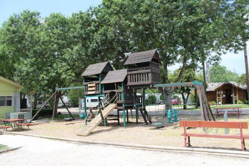 Hotel Austin Lone Star Rv Resort