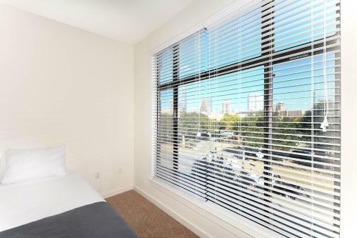 Apartamento High-end Apt On Town Lake