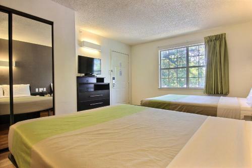 Hotel Studio 6 Austin Northwest