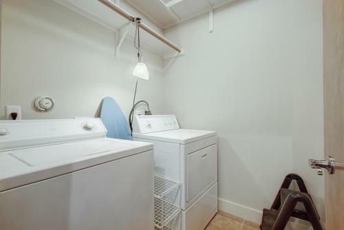 Apartamento 5002 Lynnwood St Duplex Unit A Duplex