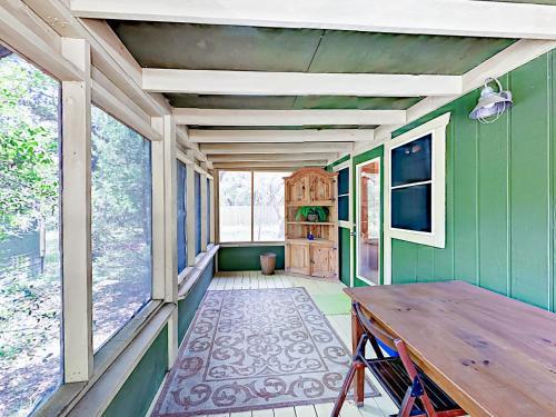 South Austin Multi-home Retreat