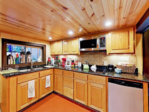 South Austin Multi-home Retreat