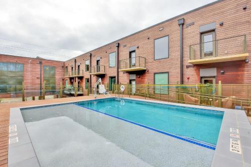 Apartamento 1800 E 4th Street Condo #356