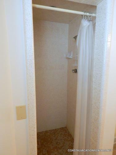 First Street Three-bedroom Apartment #141