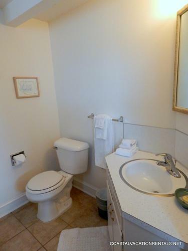 First Street Three-bedroom Apartment #141