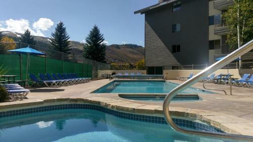 Apartamento 177 Lake Condo K-4