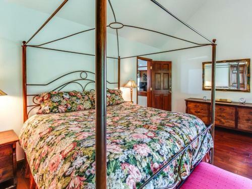 Wayne Creek Residence