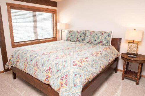 6 Chambertin Townhomes Townhouse