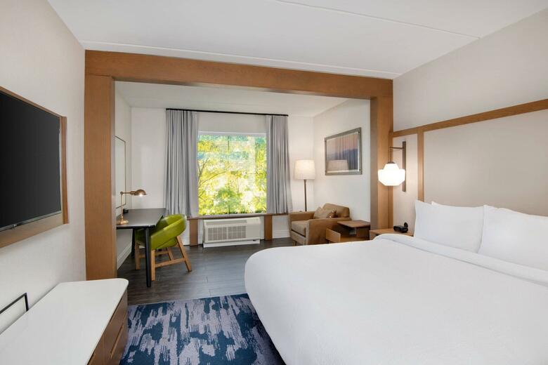 Holiday Inn Express Hotel & Suites Columbia - Downtown