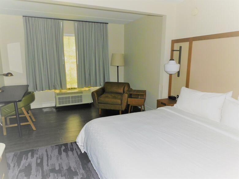 Holiday Inn Express Hotel & Suites Columbia - Downtown