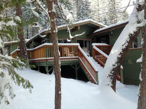 Manzanita Cabin - Bass Lake