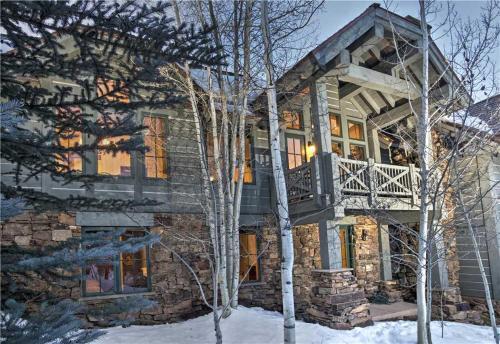Buckhorn Lodge #6 Home