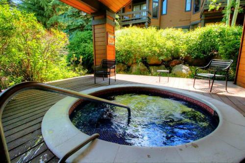 124 Ridgepoint Townhomes Townhouse