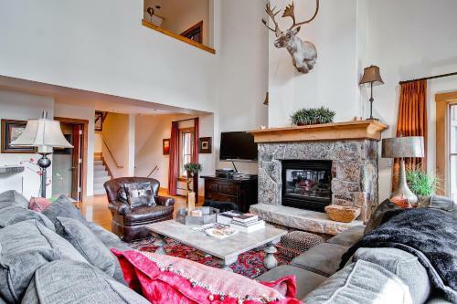 Villa Montane 215