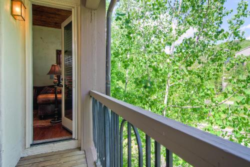 Apartamento Highlands Westview 303