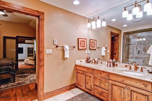 Apartamento Highlands Westview 303