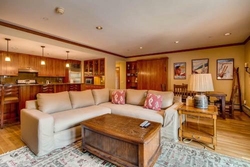 Apartamento Village Hall 01