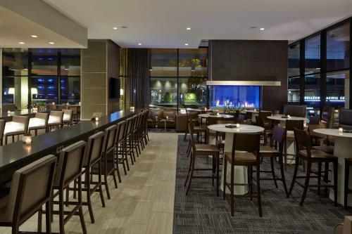AC Hotel By Marriott Seattle Bellevue/downtown