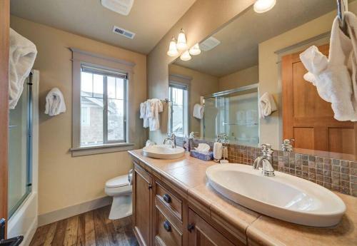 Awbrey-ac-by Dt-4br/2.5ba