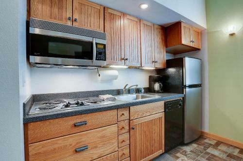Ski Condo 233-mt Bach Vg-2br/2b