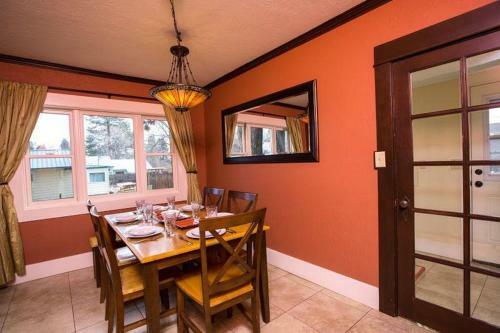 Albany-close To Old Mill-3br/2ba