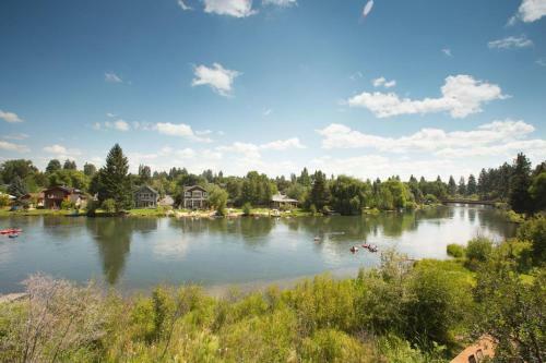 Golden Zone-on River-4br/3.5ba
