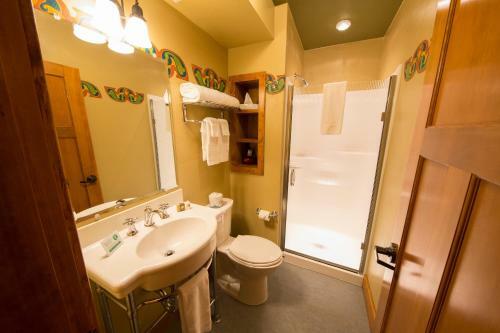 Hotel Mcmenamins Old St. Francis School