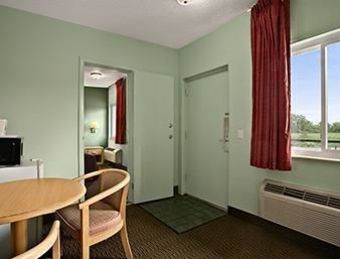 Hotel Howard Johnson Express Inn - Sandusky