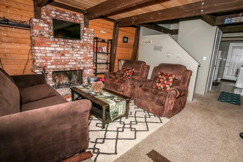 1628 - Coyote Den