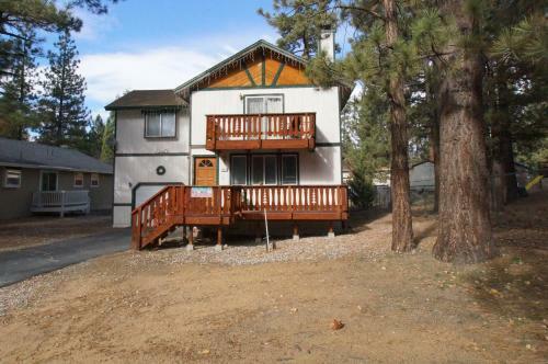 Royal Lodge By Big Bear Cool Cabins