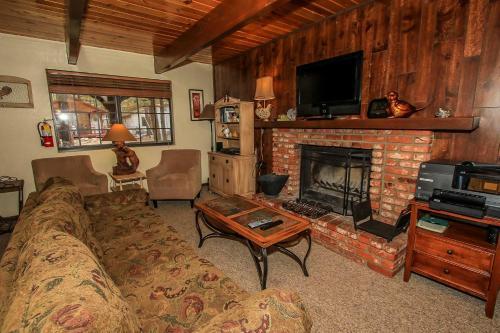 Birdie Cabin #1328
