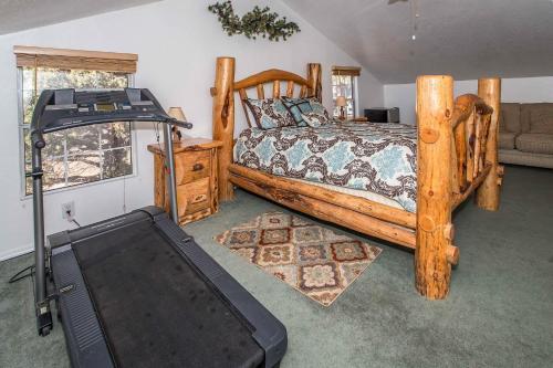 1631 - The Bear Whisperer Home