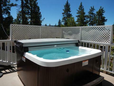 040 Bear Lake Retreat Home