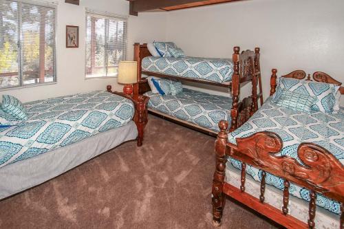 1812 - Mountain Top Grove - Free Ski/board Rental Home