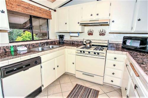 Apartamento 1764 - Gone Ski Inn Condo
