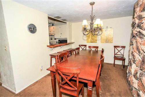 Apartamento 1764 - Gone Ski Inn Condo