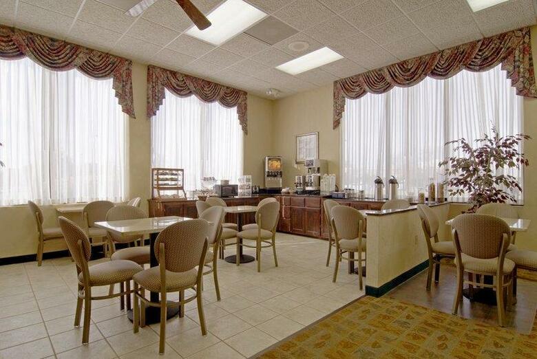 Hotel Best Western Inn & Suites - Monroe
