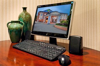 Holiday Inn Express Hotel & Suites Findley Lake (i-86 Exit 4)