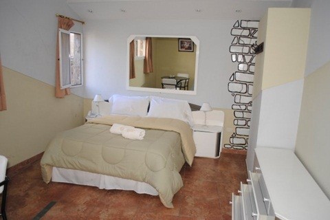 La Fresque Hotel