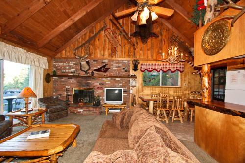 Lake View Retreat