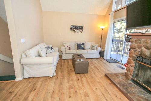 ~bear Mountain Chalet #639~
