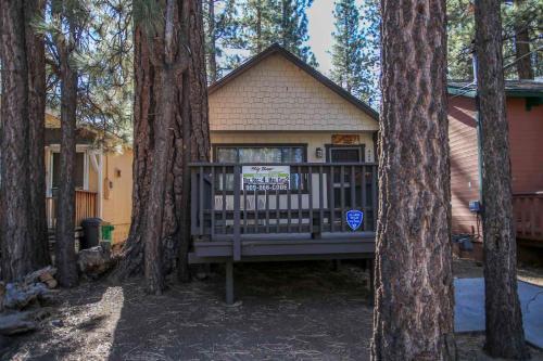 1721 - Cozy Hollow Home